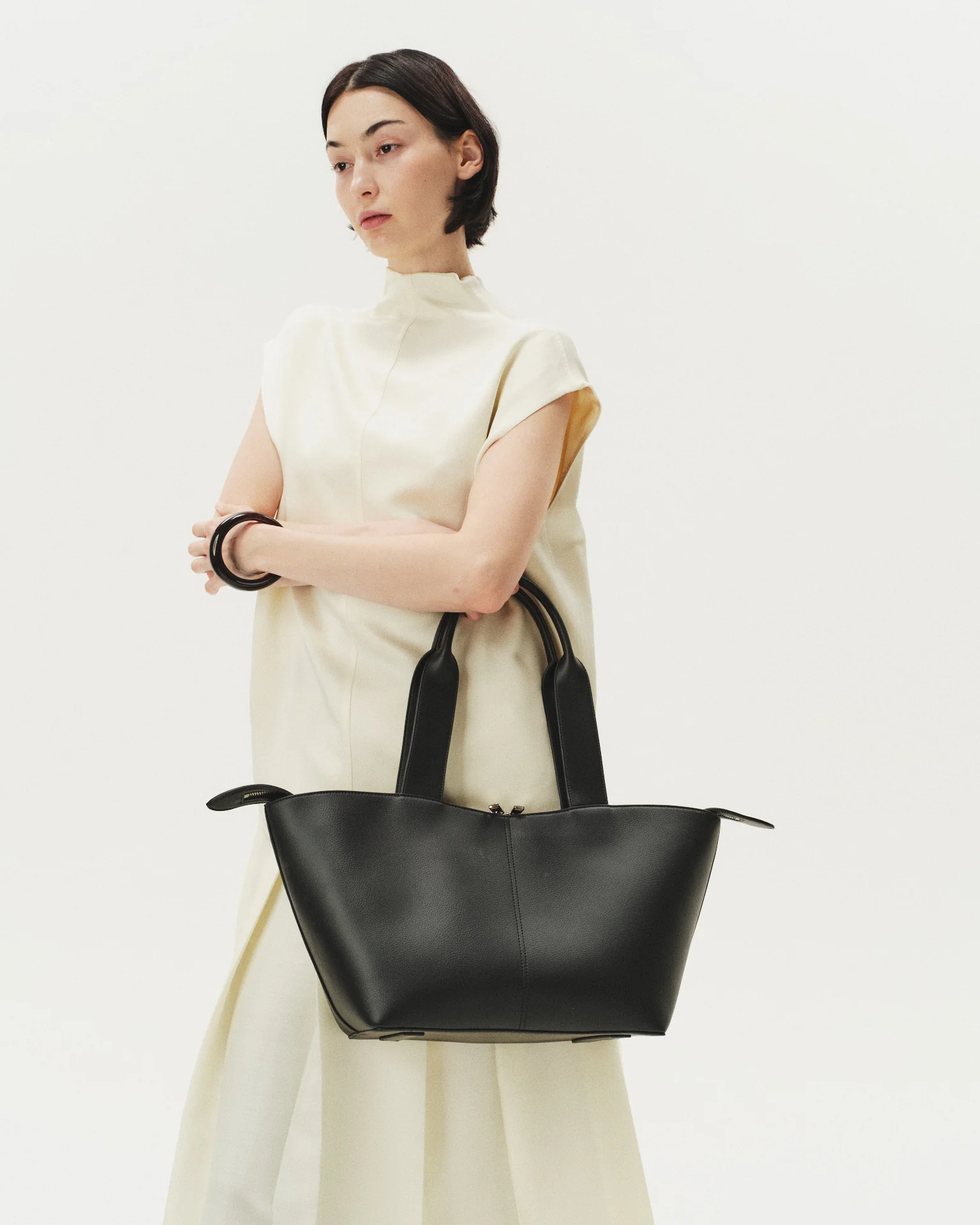 Bleecker Tote Black - Image 8