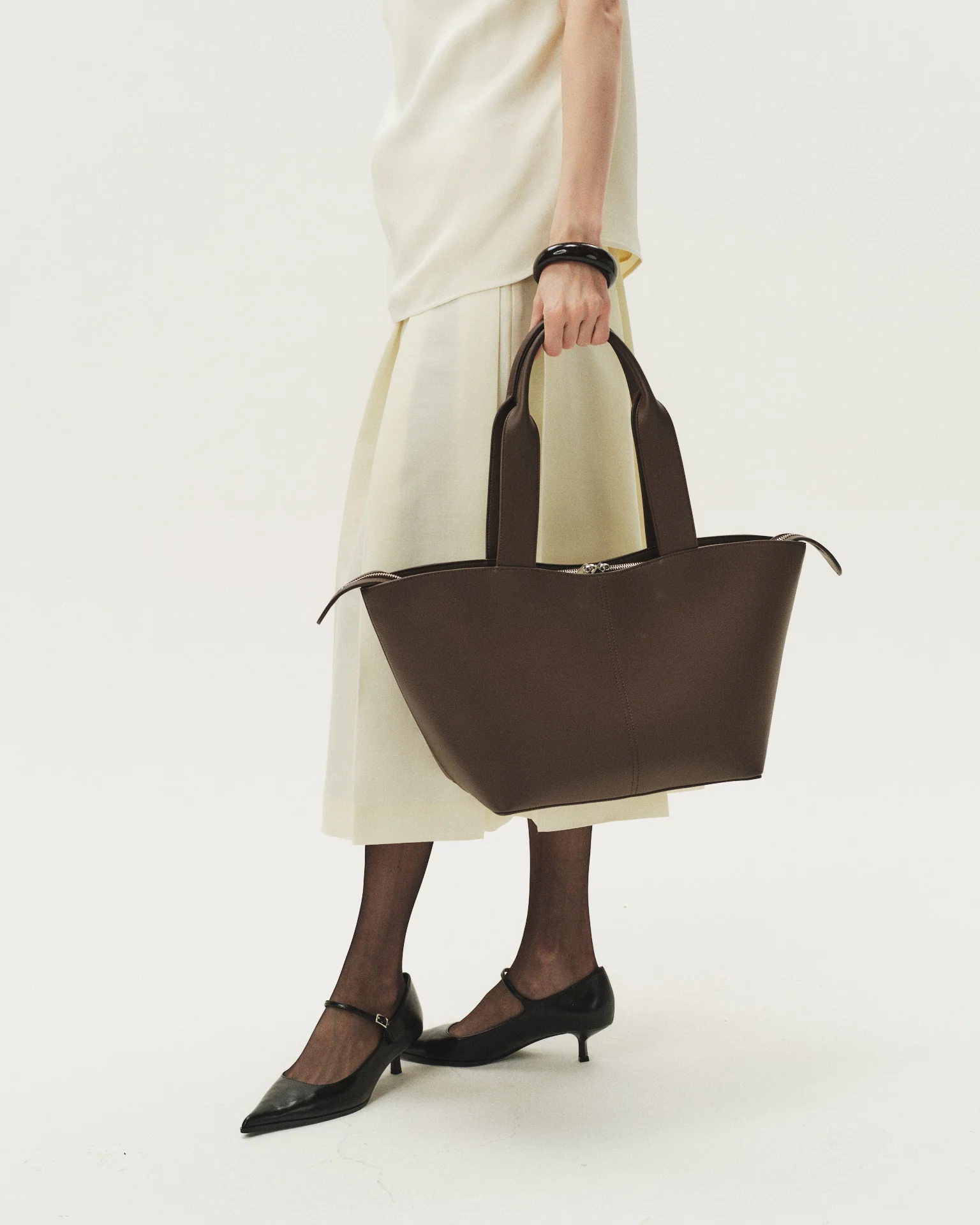 Bleecker Tote Espresso - Image 6