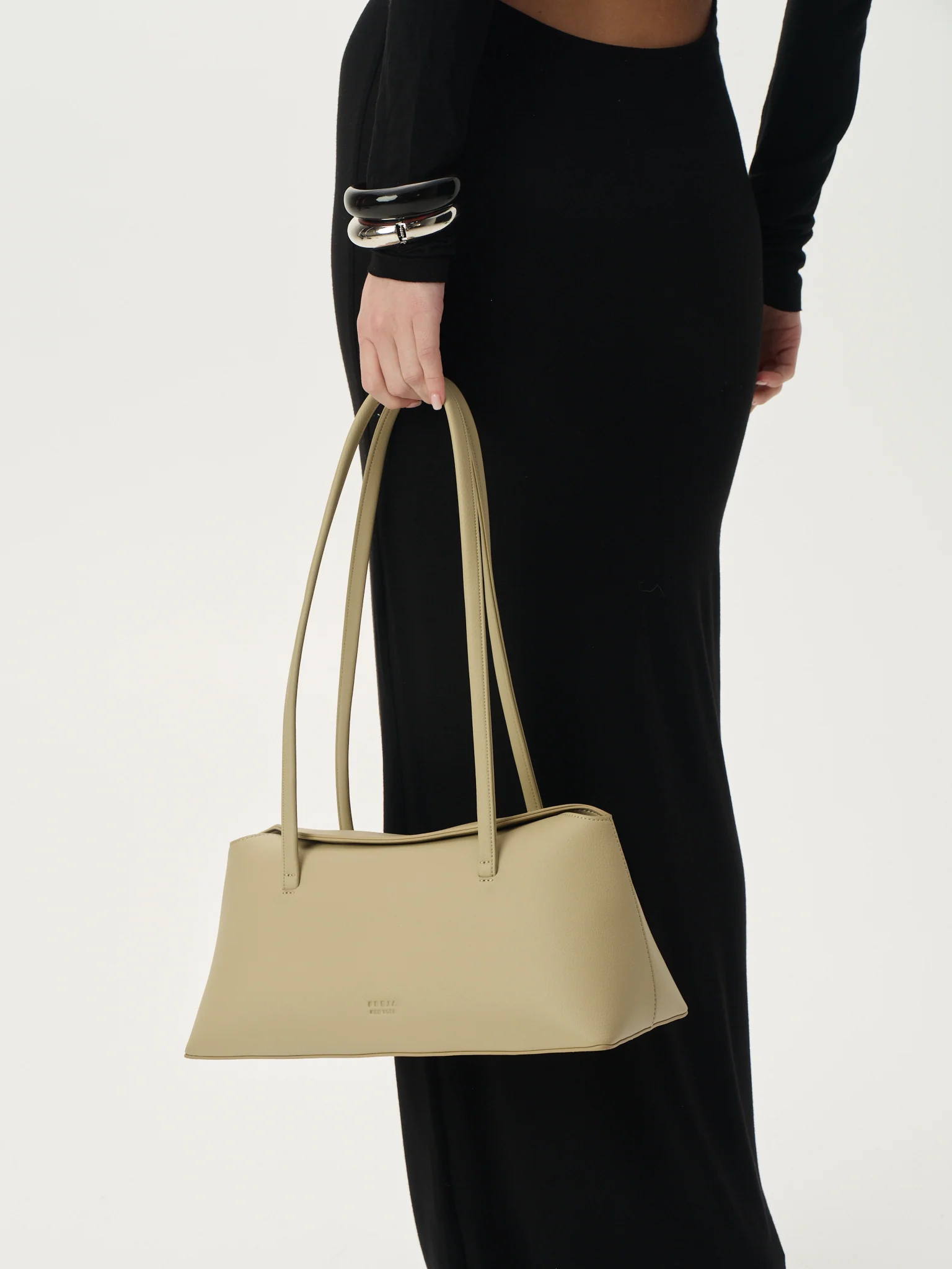 Chrystie Bag Sand - Image 5