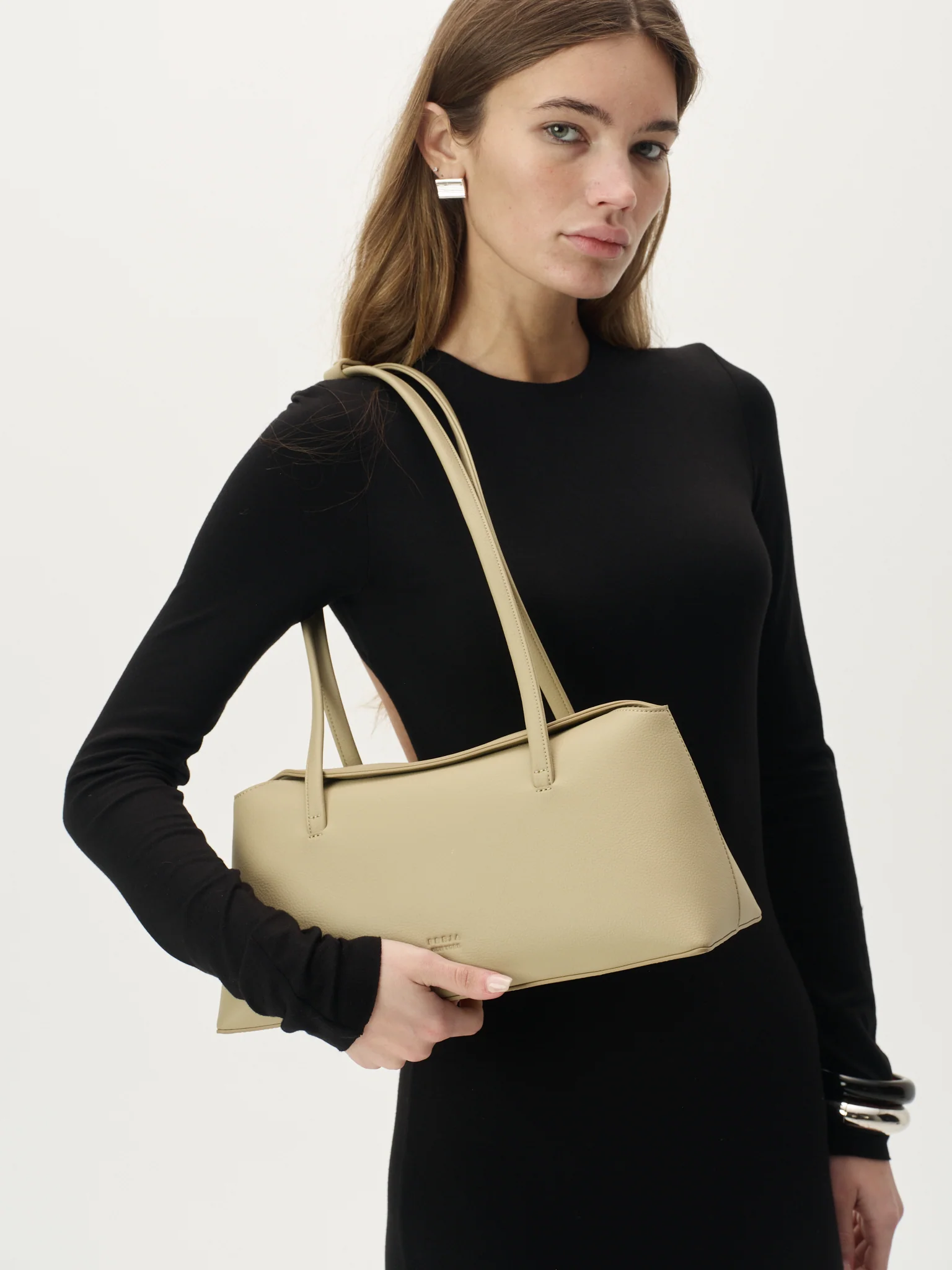 Chrystie Bag Sand - Image 6
