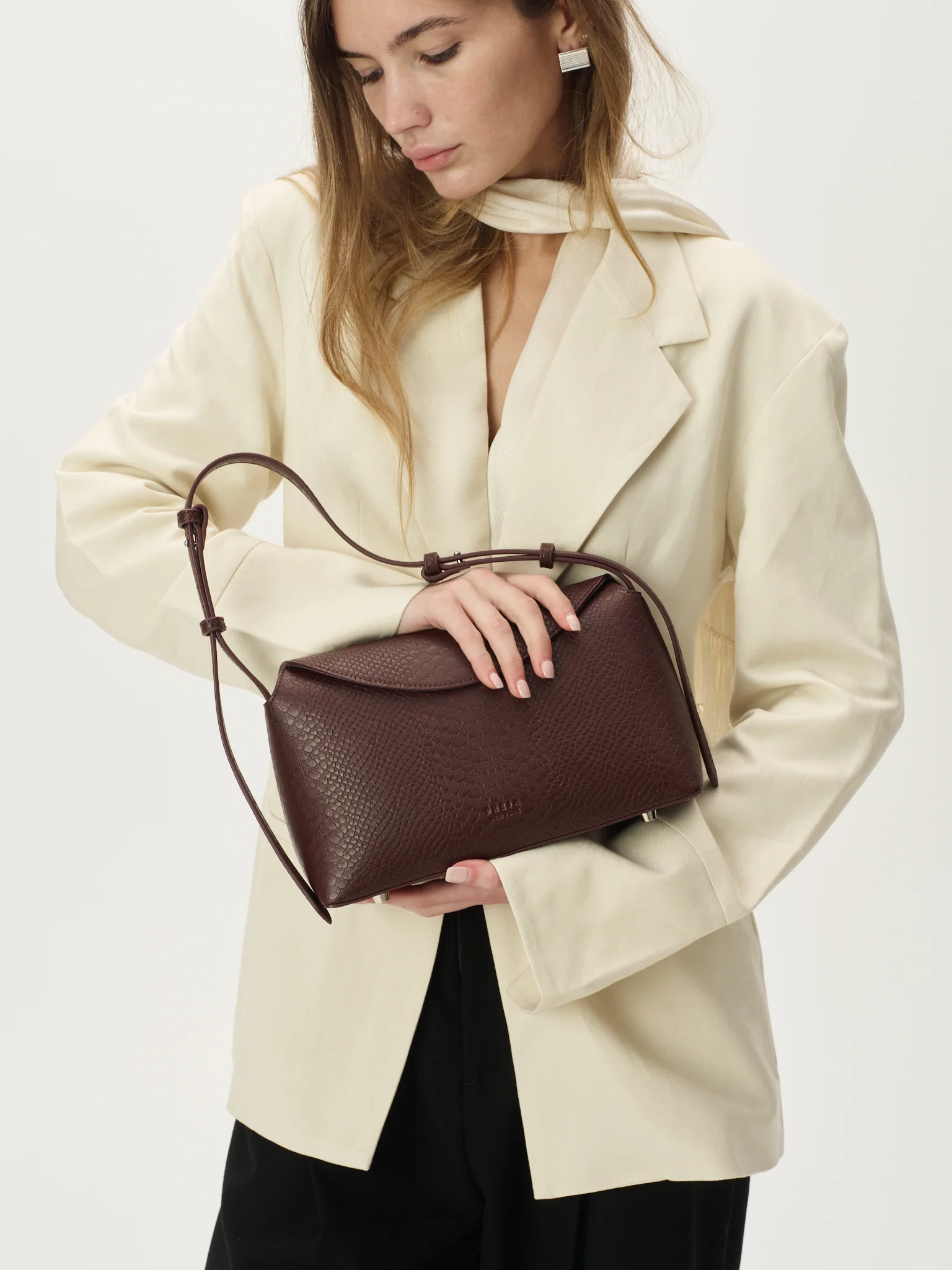Hudson Bag Berry Croc - Image 7