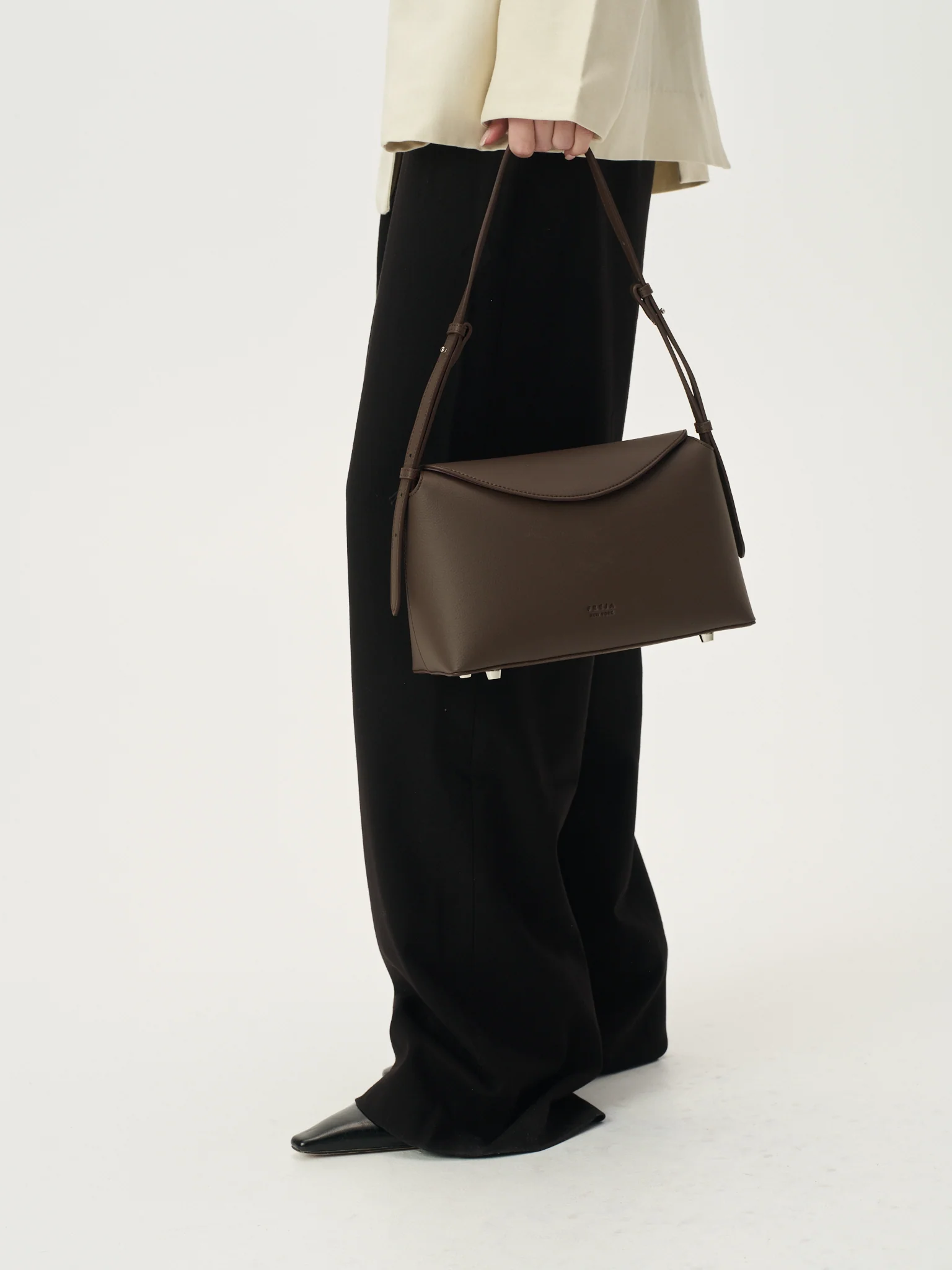 Hudson Bag Espresso - Image 6