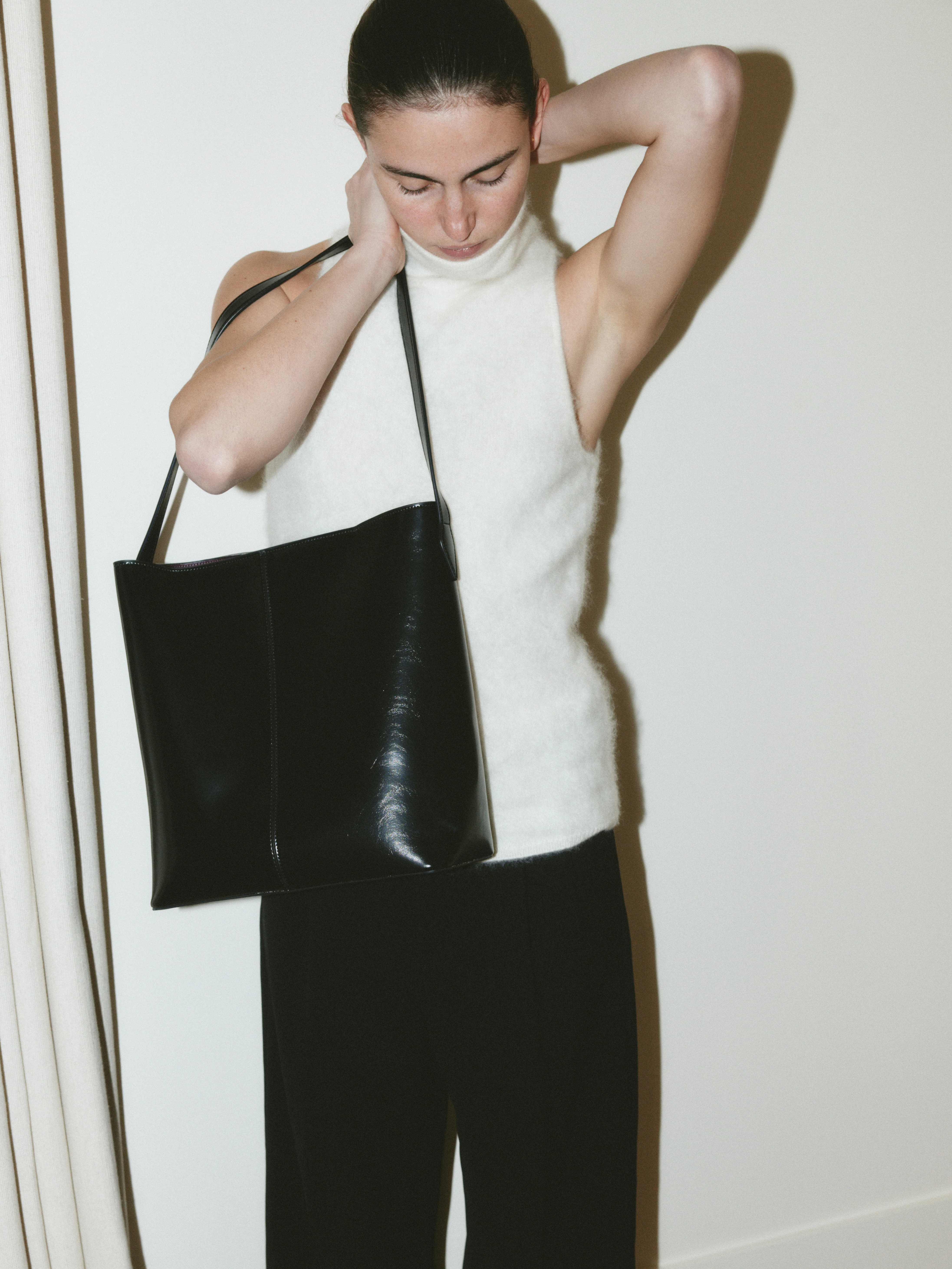 Kaia Bag Black Gloss - Image 5