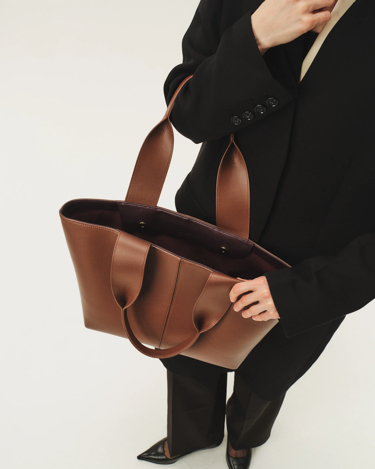 Lafayette Tote Pecan - Image 5