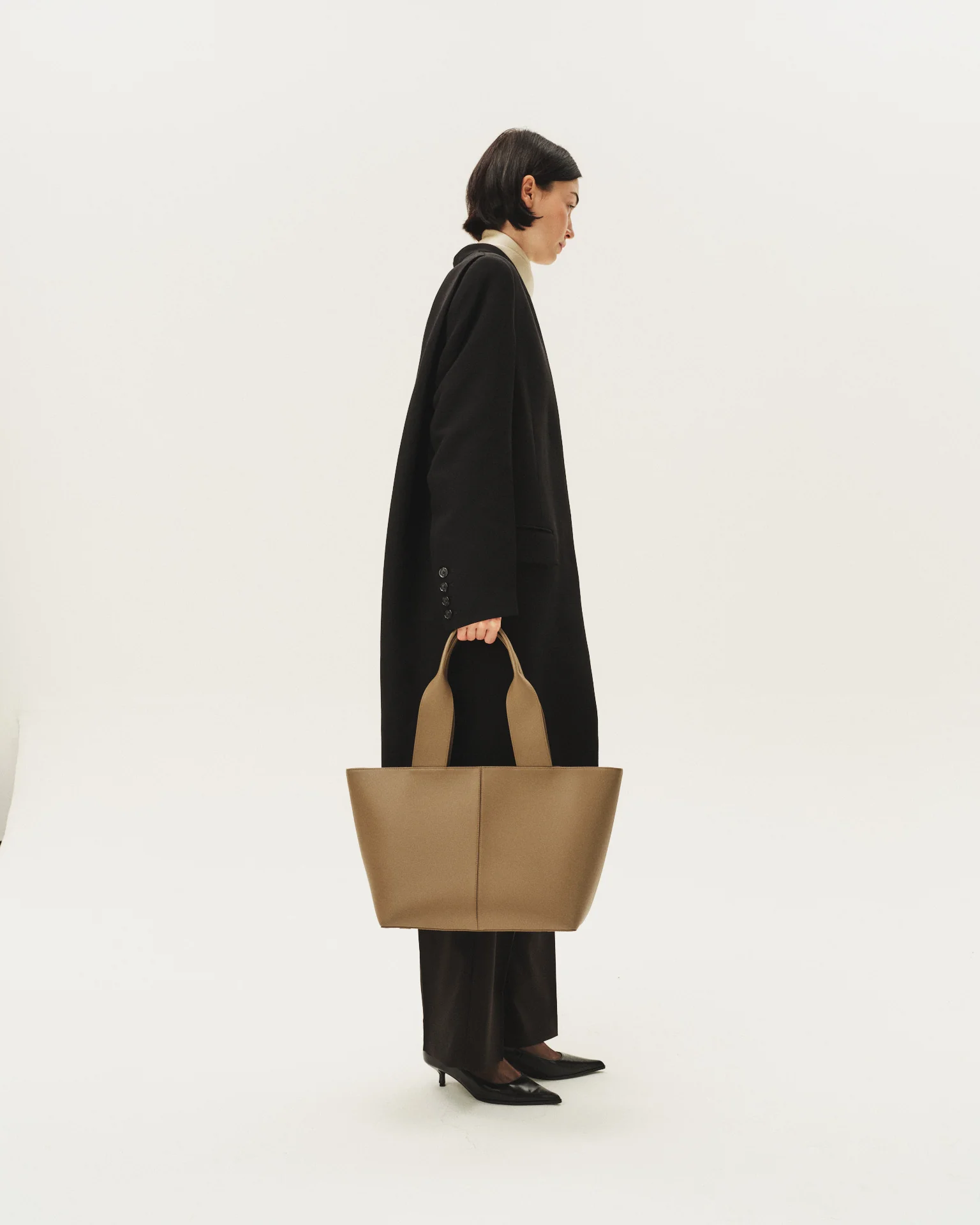 Lafayette Tote Taupe - Image 7