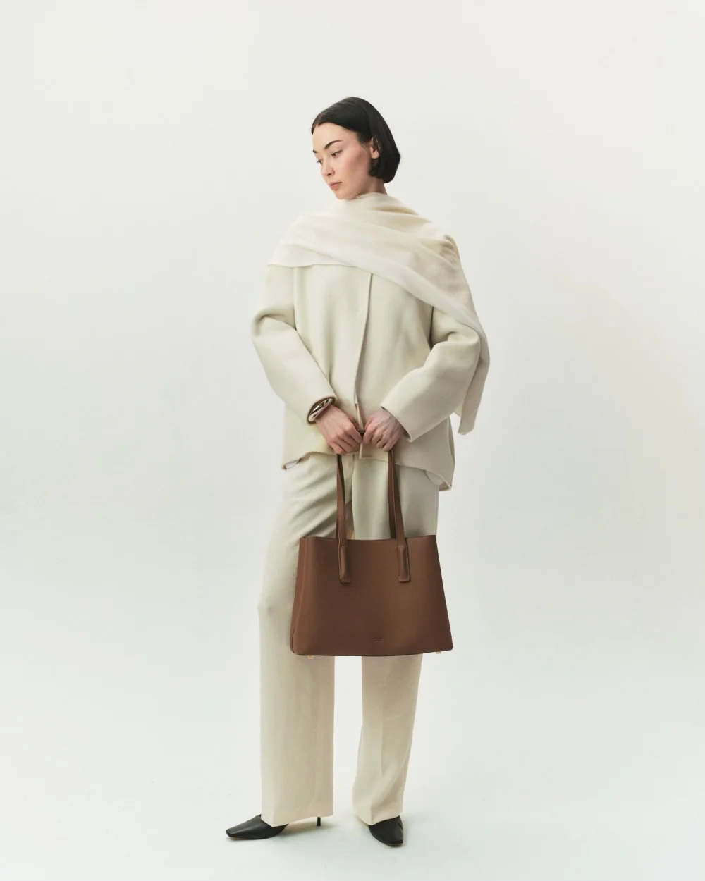 Linnea Tote Chestnut - Image 7