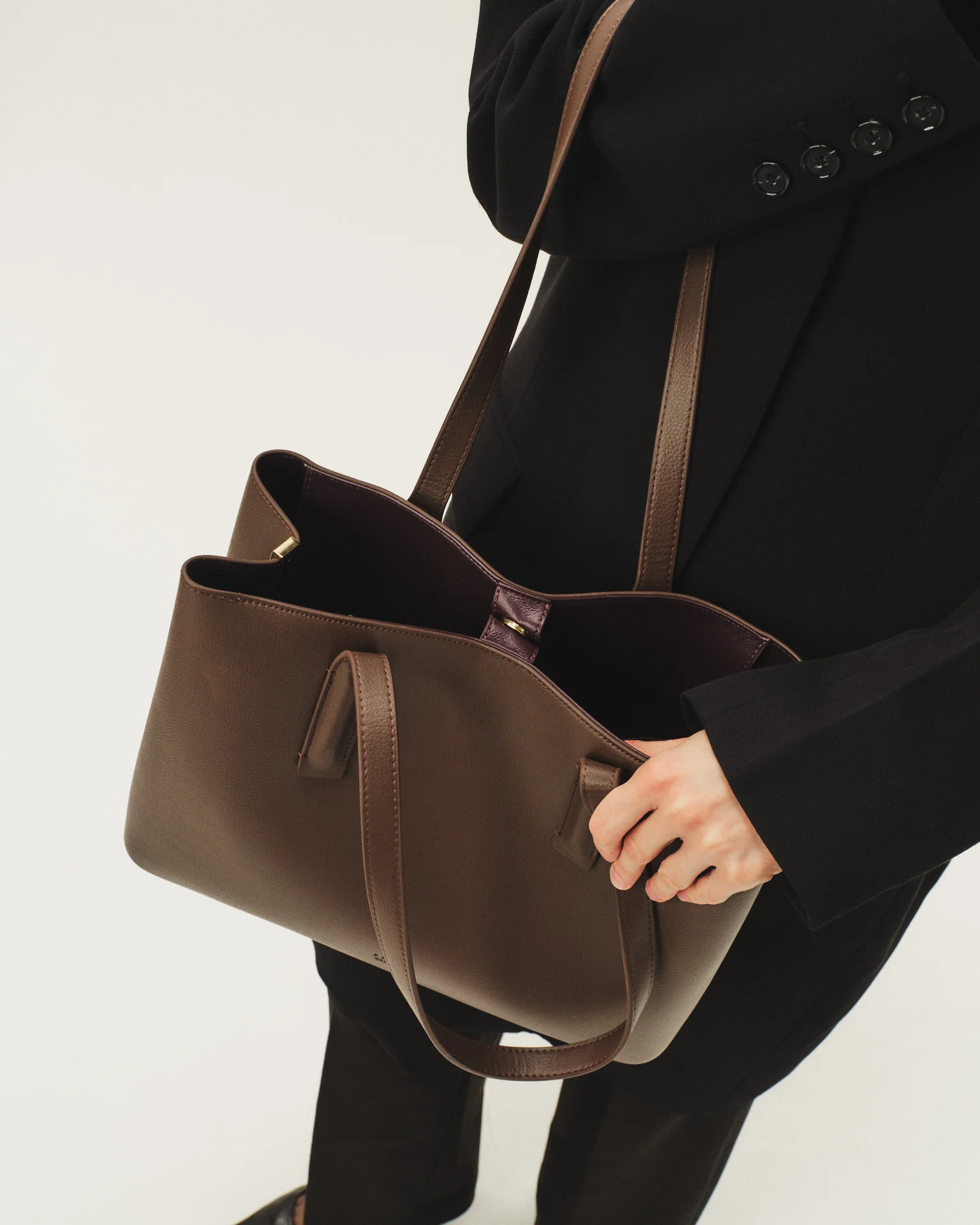 Linnea Tote Espresso - Image 8