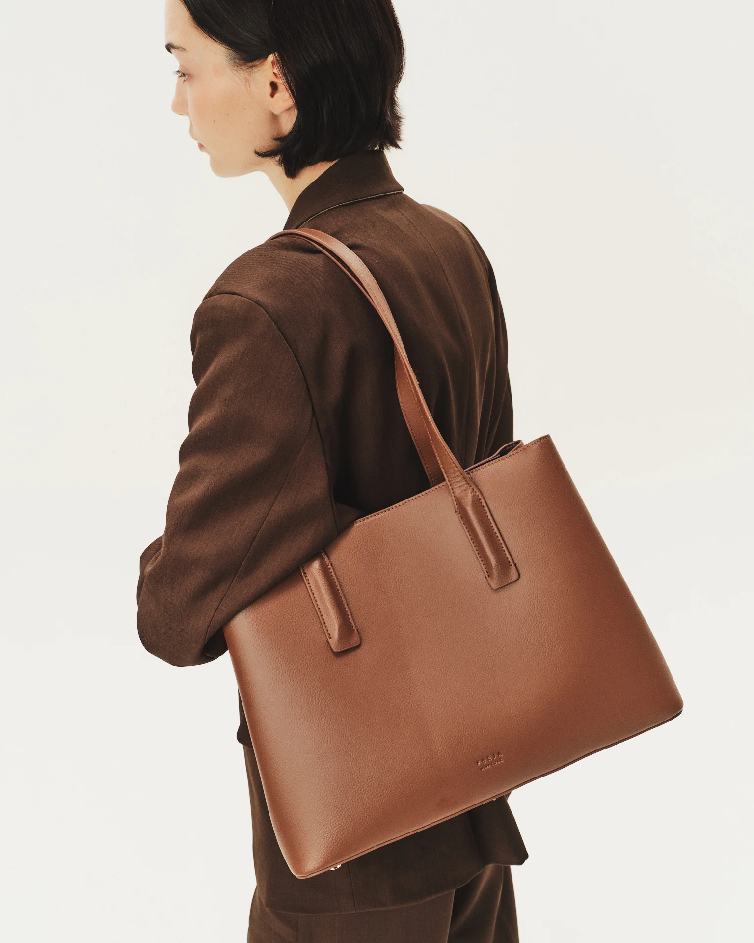 Linnea Tote Pecan - Image 6