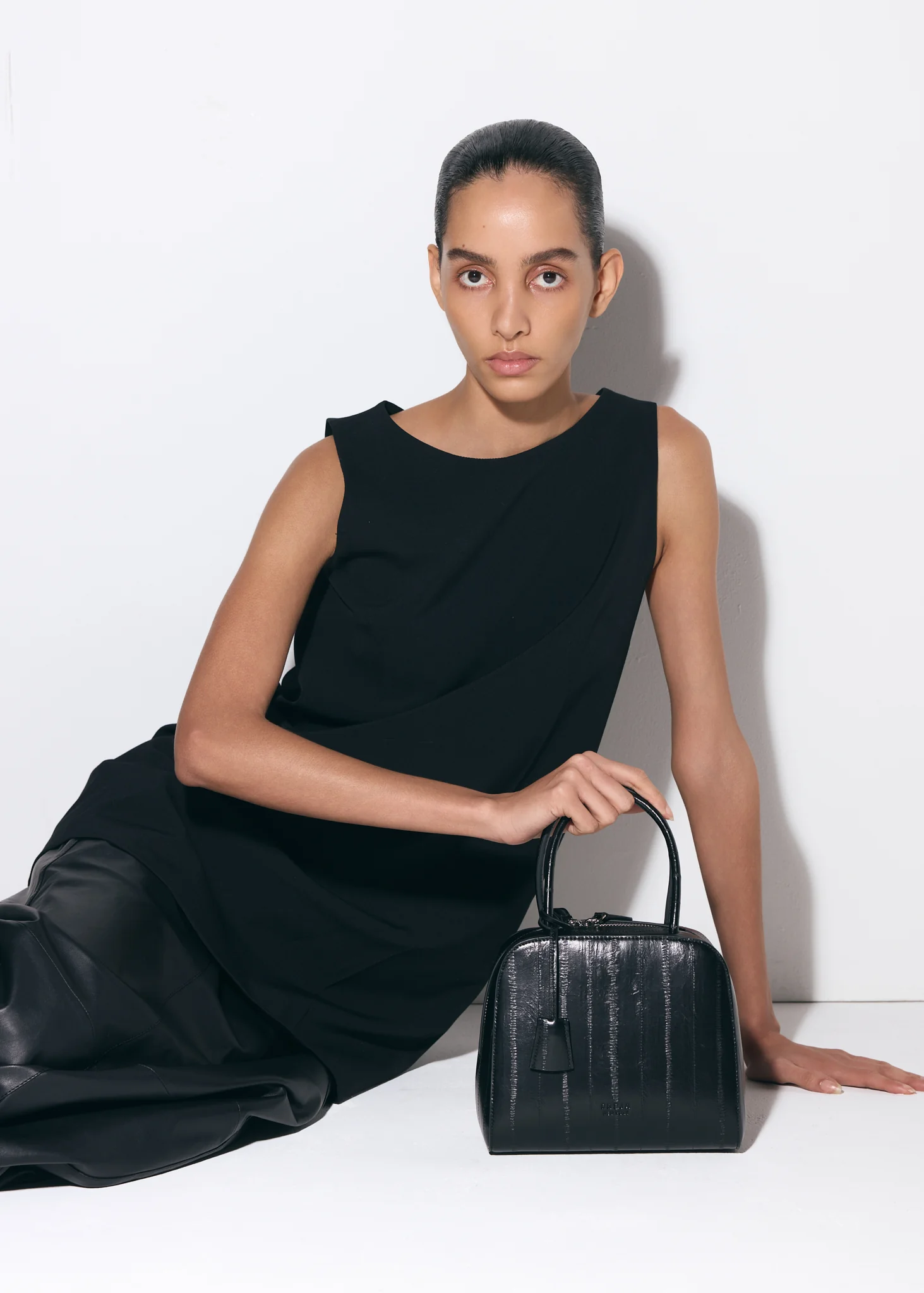 Miro Bag Black Eel - Image 5