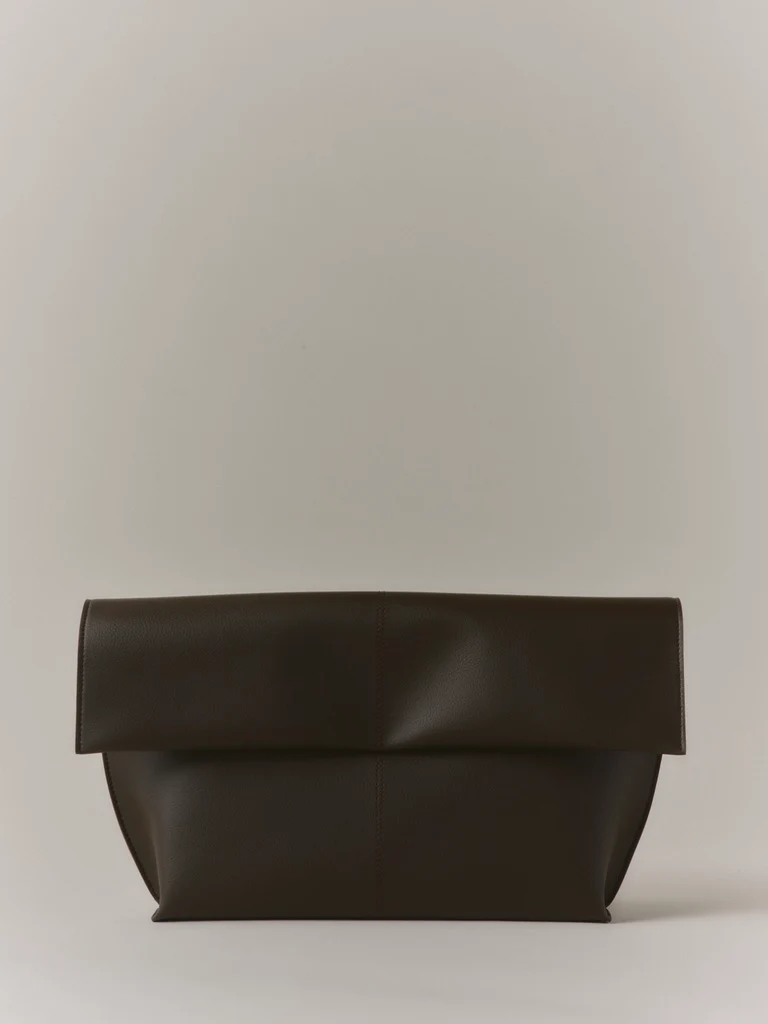Seamed Clutch Espresso - Image 6