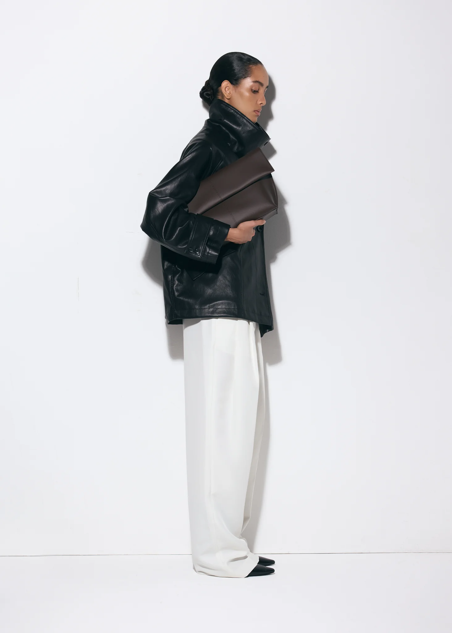 Seamed Clutch Espresso - Image 7