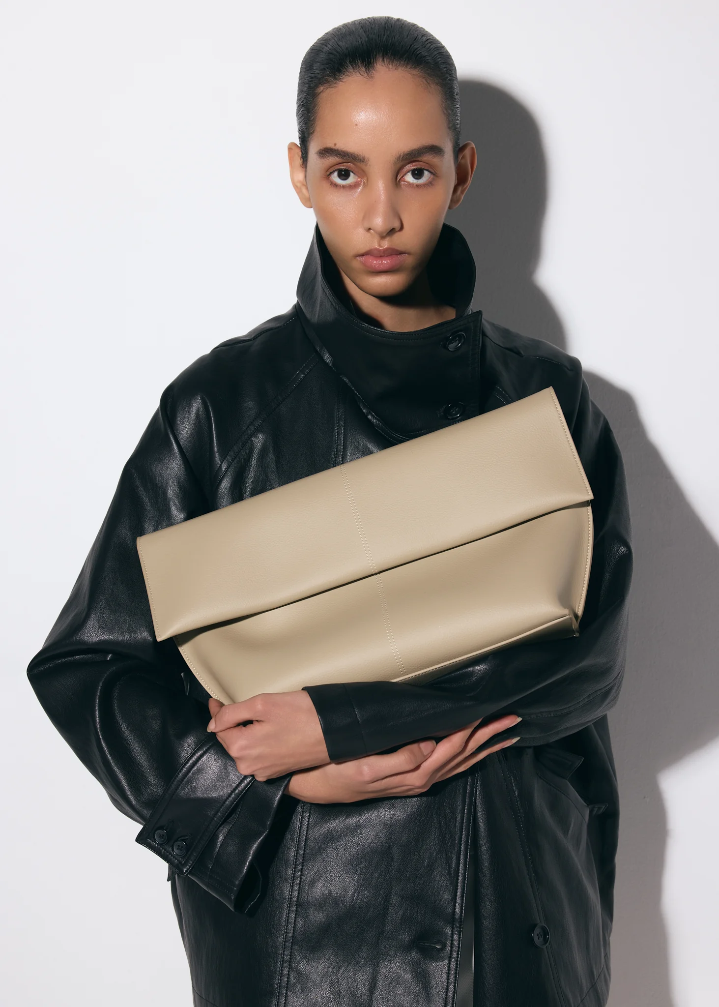 Seamed Clutch Sand - Image 4